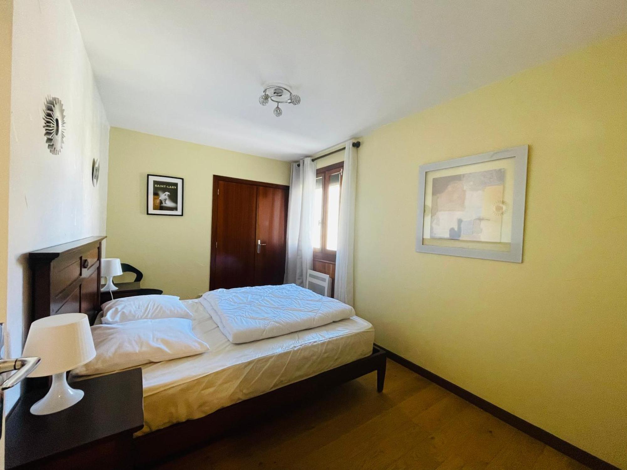 Appartement 58 M2 Avec Piscine Interieure Vue Montagne Centre Village , Parking Prive Saint-Lary-Soulan Esterno foto